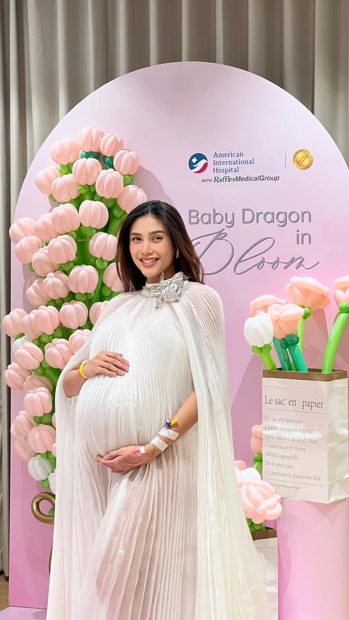 SLAYING LABOR LIKE SUPERMODEL VO HOANG YEN