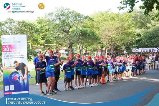 AMERICAN INTERNATIONAL HOSPITAL (AIH) PROVIDES MEDICAL SUPPORT FOR THE FOREST RUN – FUNDRAISING FOR QUE HUONG CHARITY CENTER