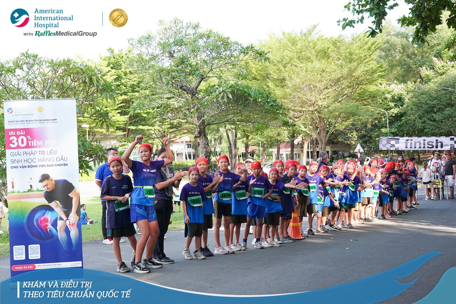 BỆNH VIỆN QUỐC TẾ MỸ (AIH) TÀI TRỢ Y TẾ GIẢI CHẠY THE FOREST RUN - GÂY QUỸ CHO QUE HUONG CHARITY CENTER