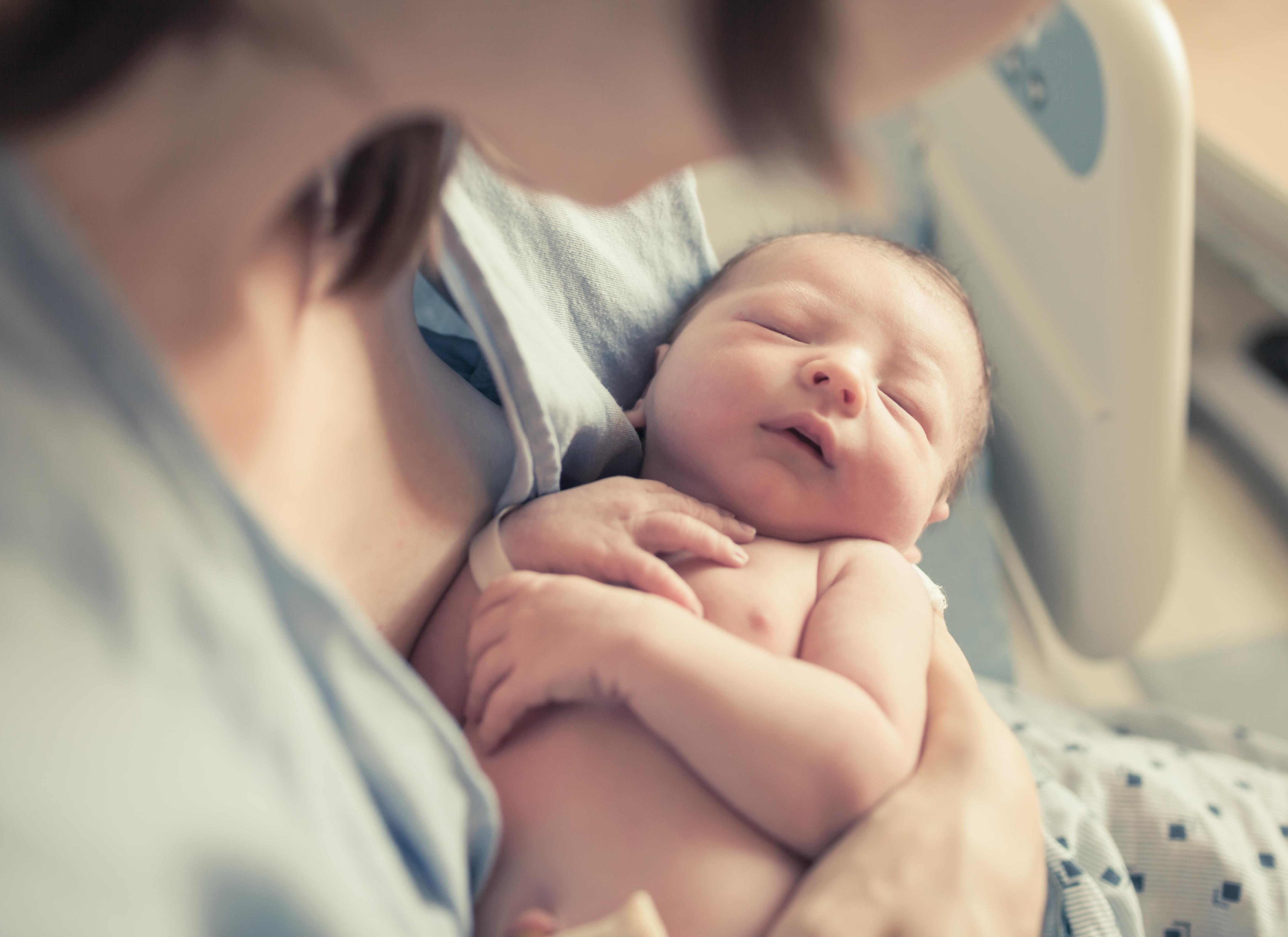 GÓI CHĂM SÓC VÀ KIỂM TRA SỨC KHỎE NHI SƠ SINH